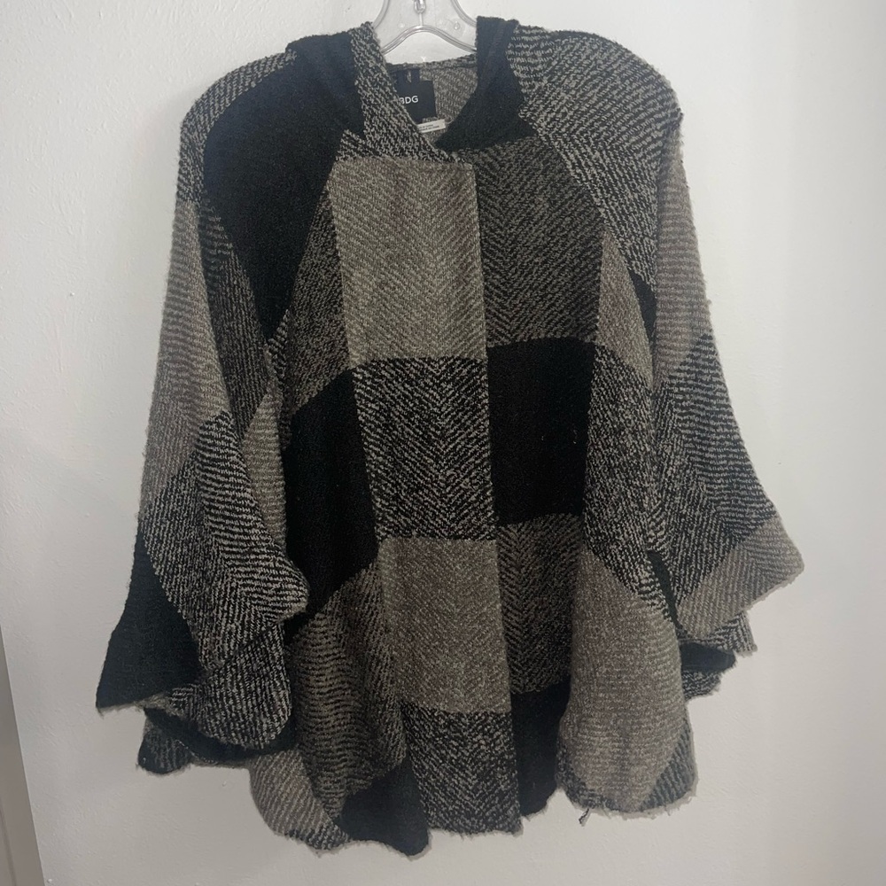 BDG - Urban Outfitters - Black and Gray Knit Poncho